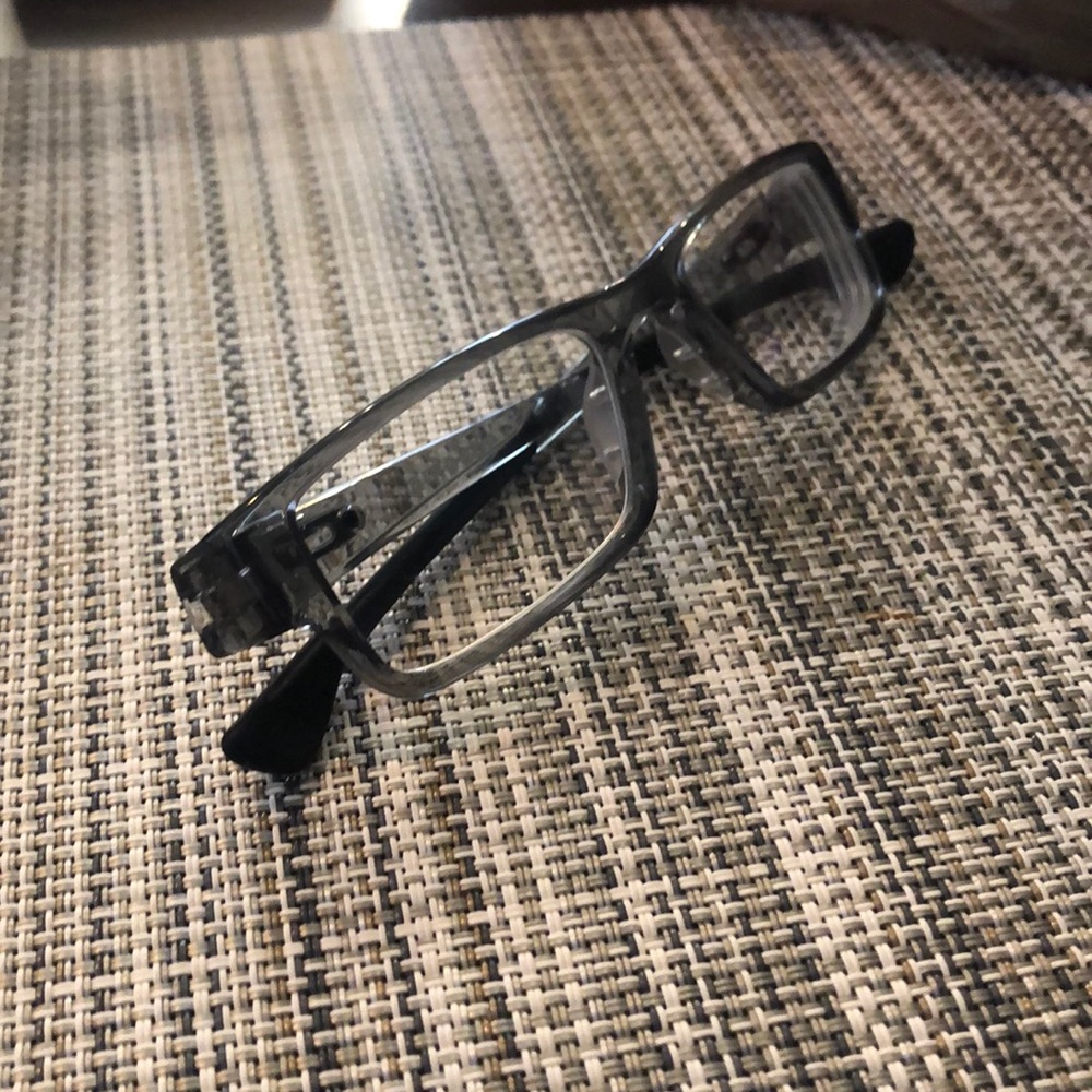 Brand new Oakley glasses